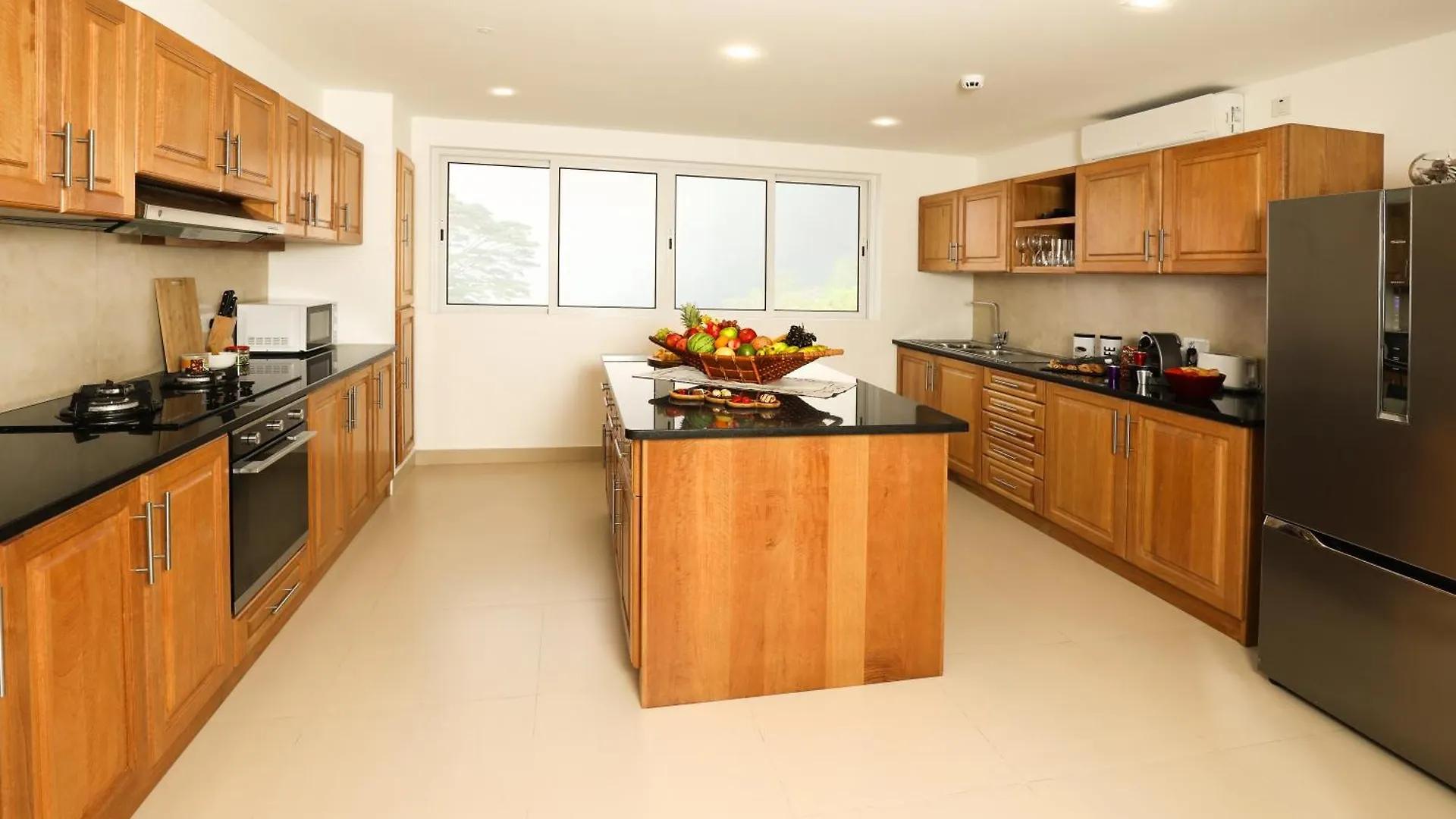 Luxury Vacation Villa In Seychelles By Cliffhanger Villas Misere 0*,  Seychelles